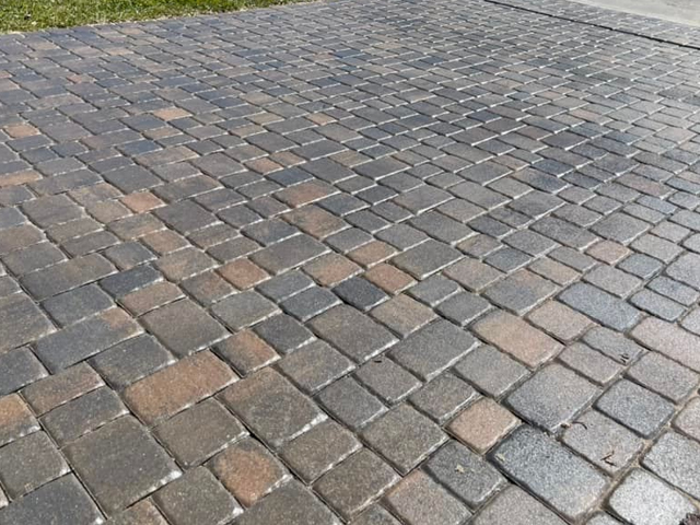 Home - Services - Paver sealing in Sarasota and Venice